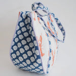 Expandable Lobster Tote