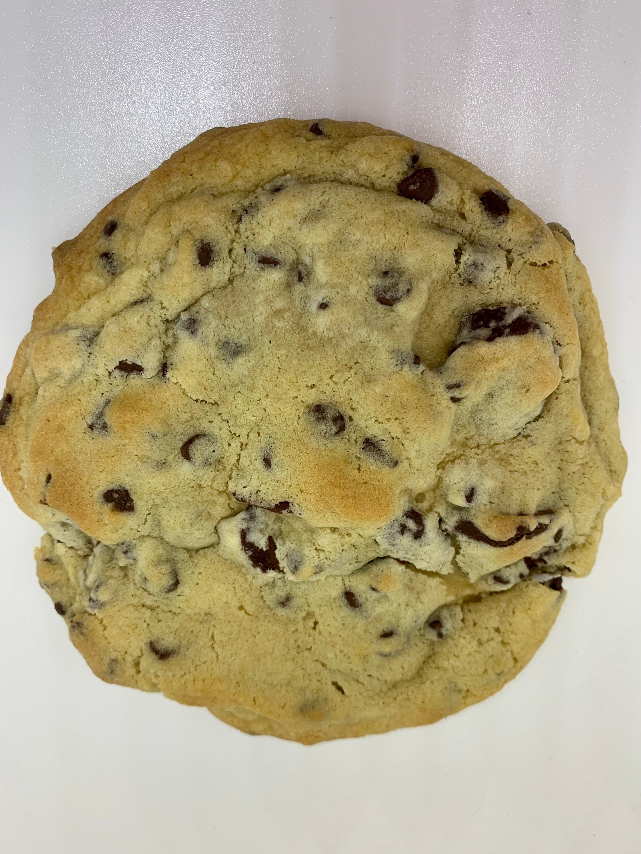 Jumbo Chocolate Chip Cookie